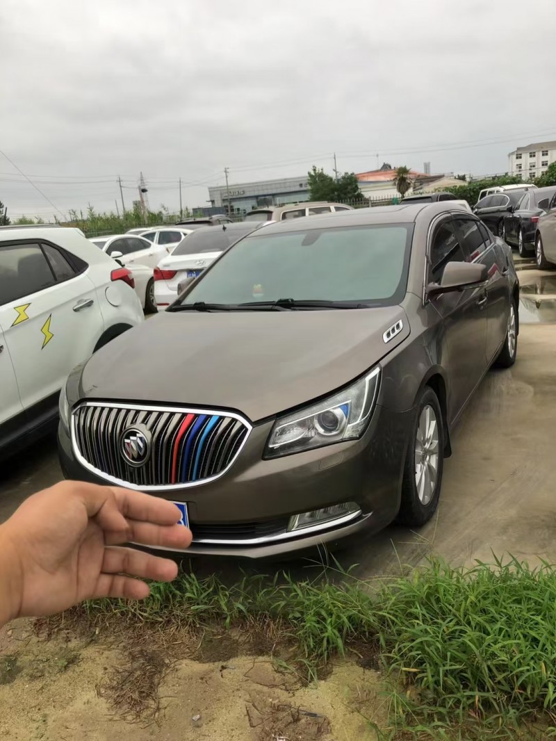 潍坊14年别克君越2