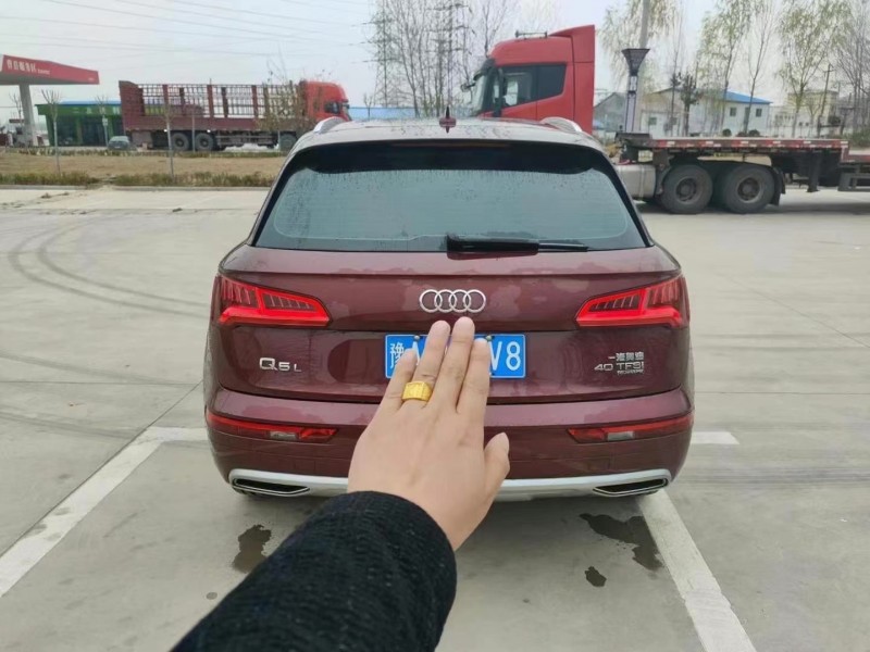 北京19年奧迪Q58