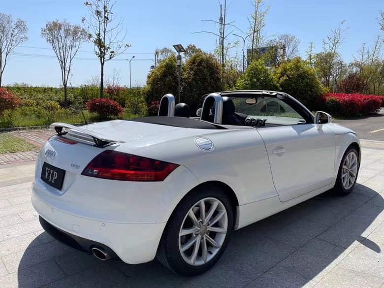 盐城17年奥迪TT5