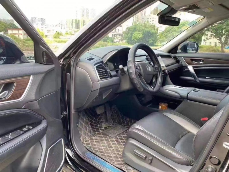 广州18年本田冠道3