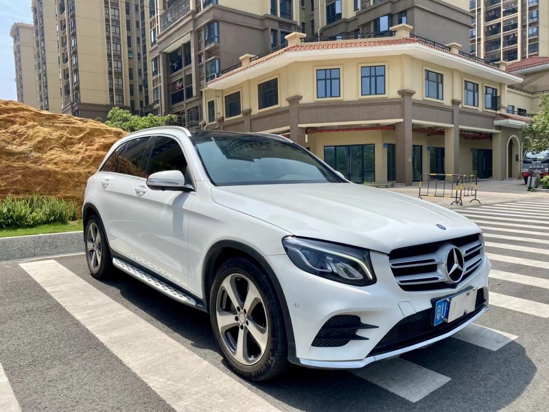 广州17年奔驰GLC8