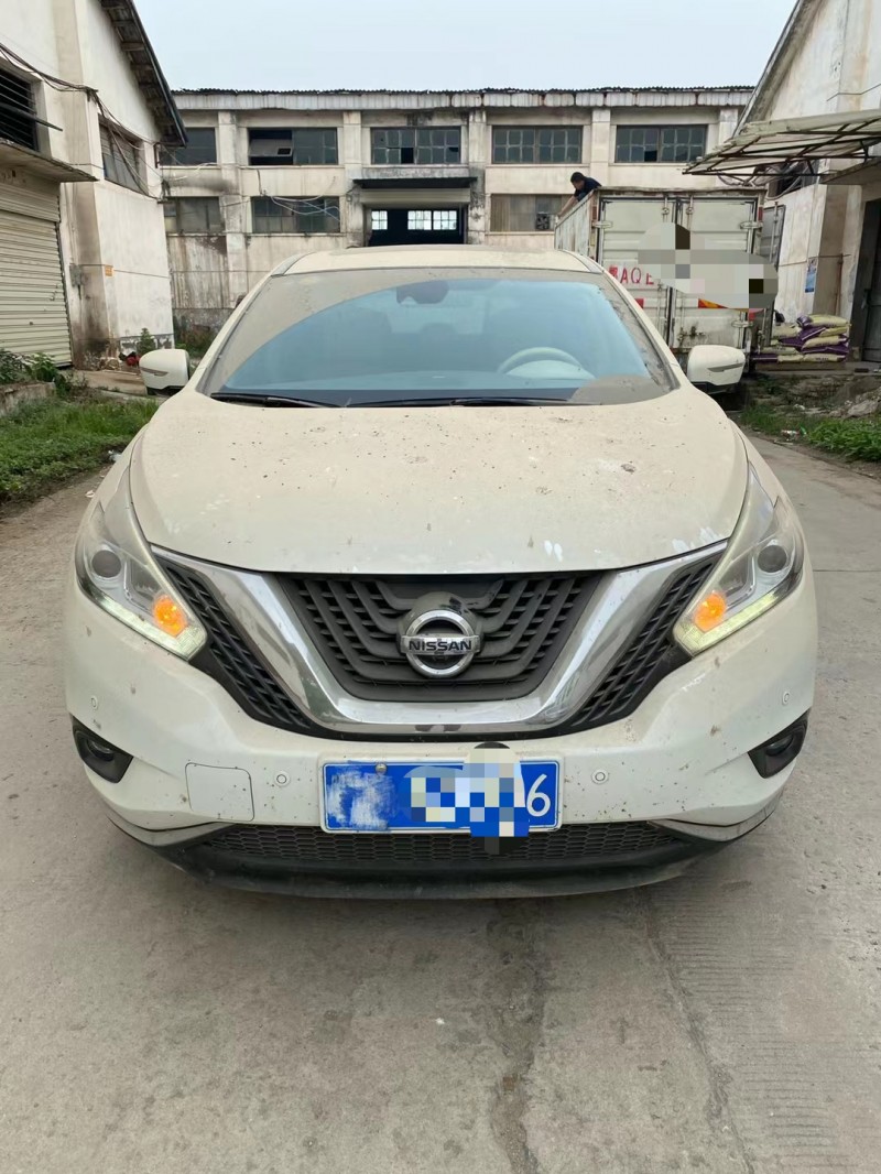 武汉15年日产楼兰1