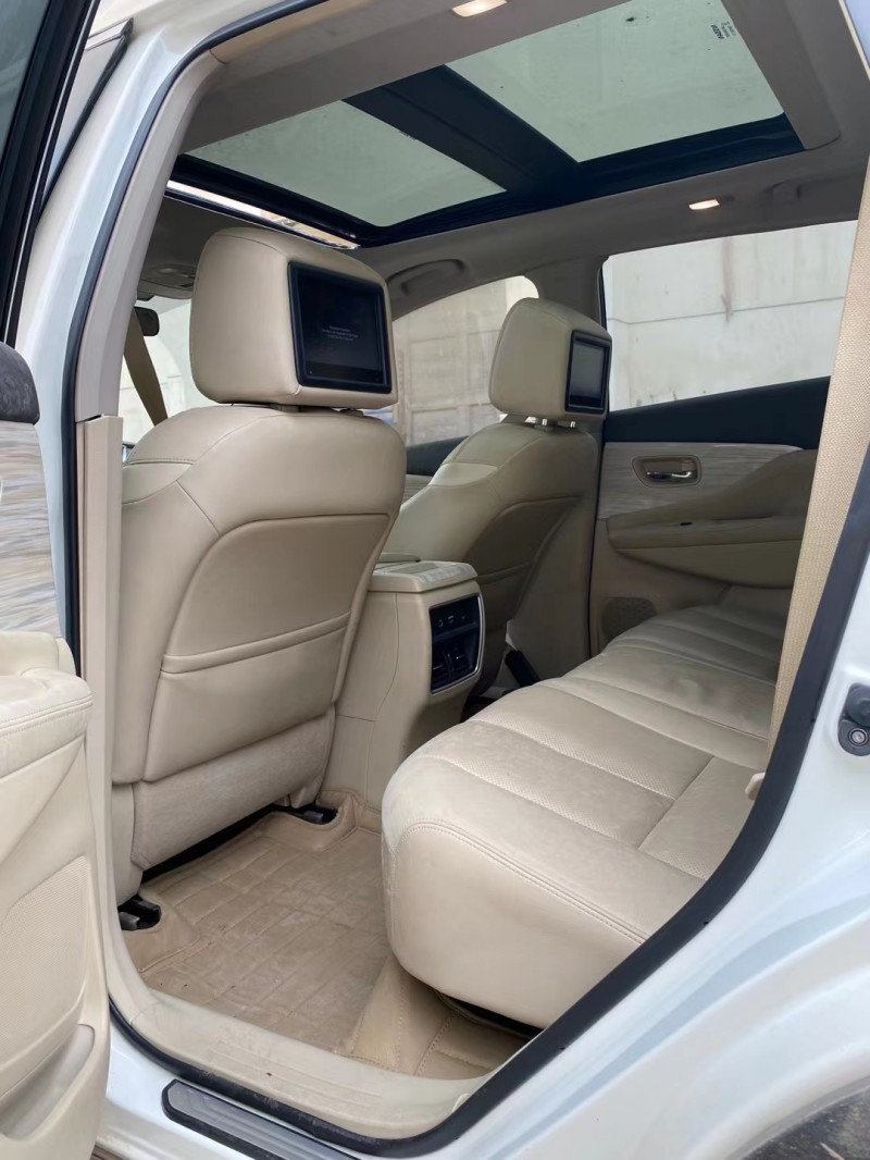 武汉15年日产楼兰6