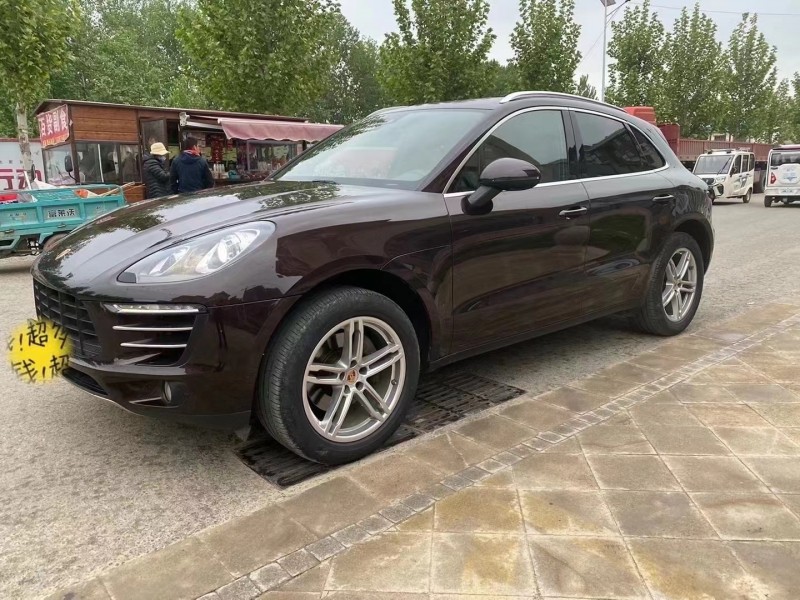 臨沂16年保時捷Macan6
