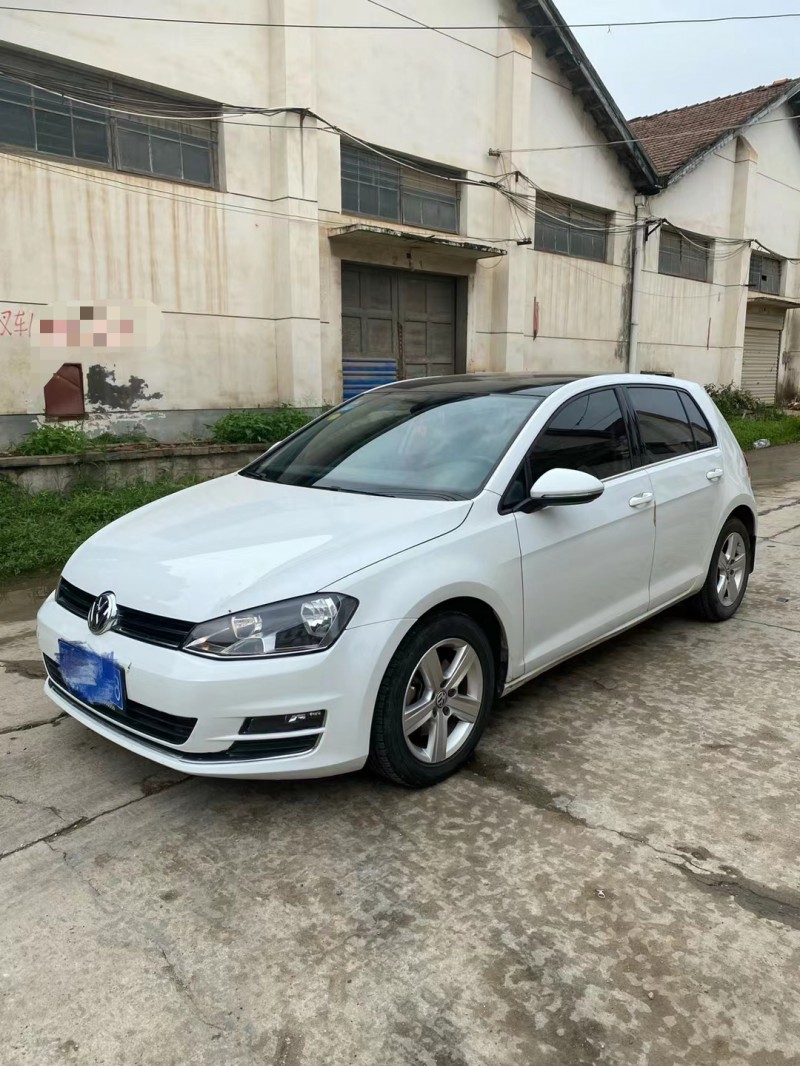 武汉15年大众高尔夫3
