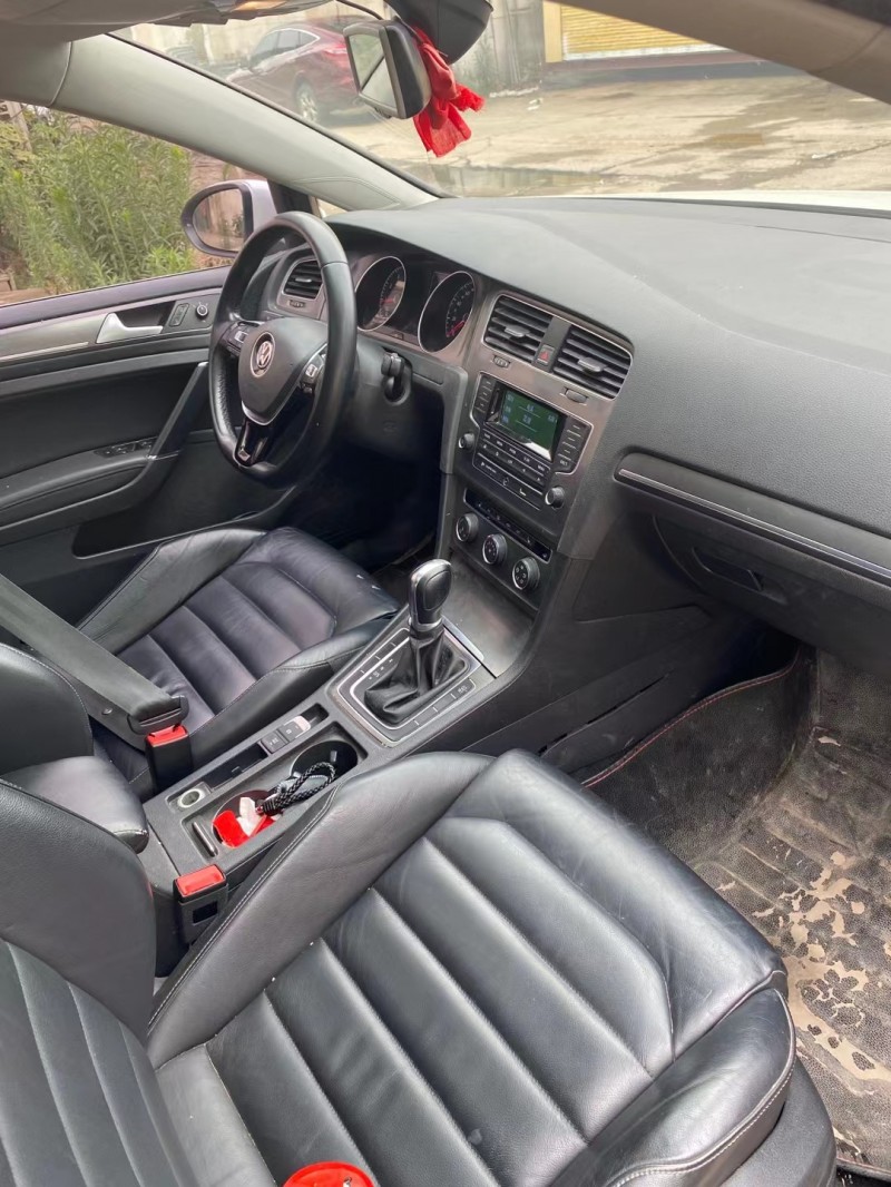 武汉15年大众高尔夫4