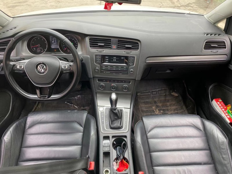 武汉15年大众高尔夫5