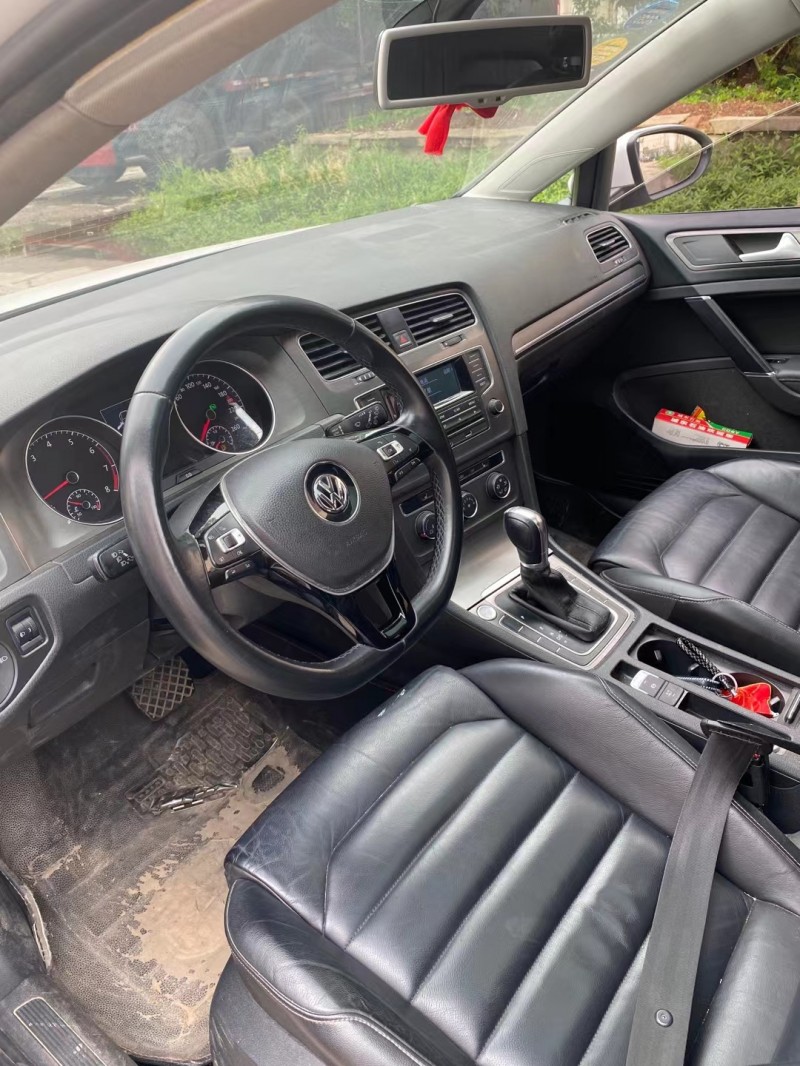 武汉15年大众高尔夫7
