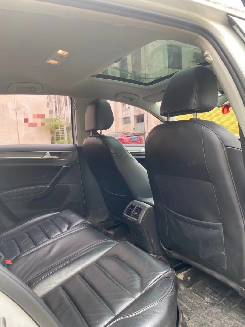 武汉15年大众高尔夫8