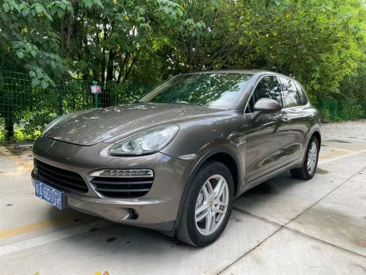 武汉11年保时捷卡宴2