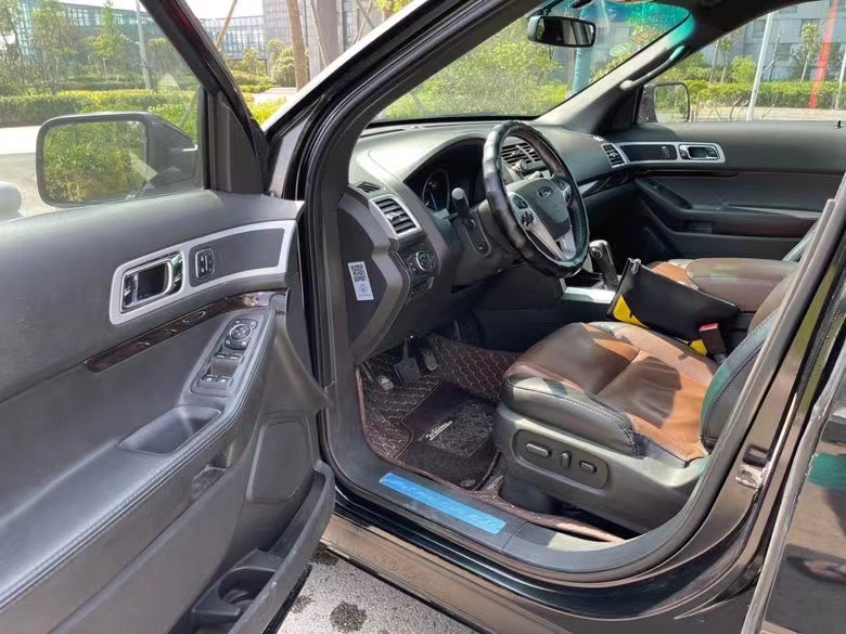 盐城15年福特探险者5