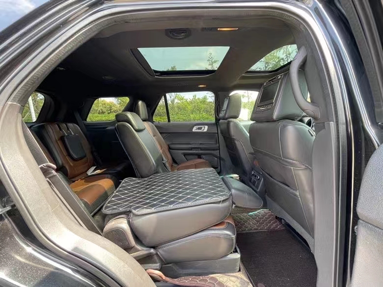 盐城15年福特探险者3