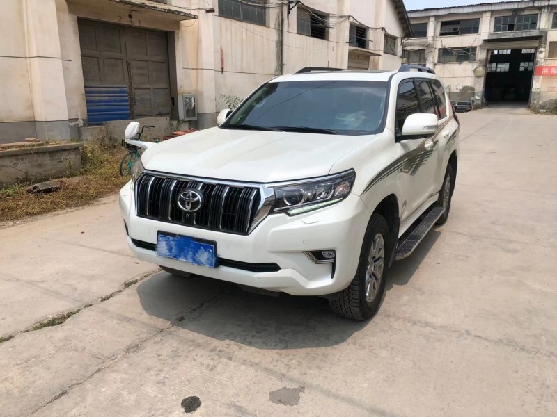 武汉19年丰田普拉多3