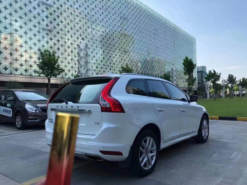 恩施16年沃爾沃XC602