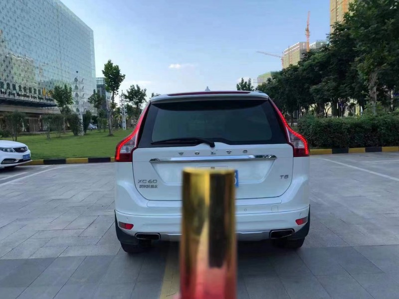 恩施16年沃爾沃XC601