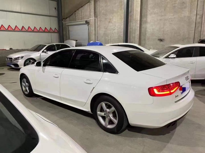 济宁13年奥迪A4L2