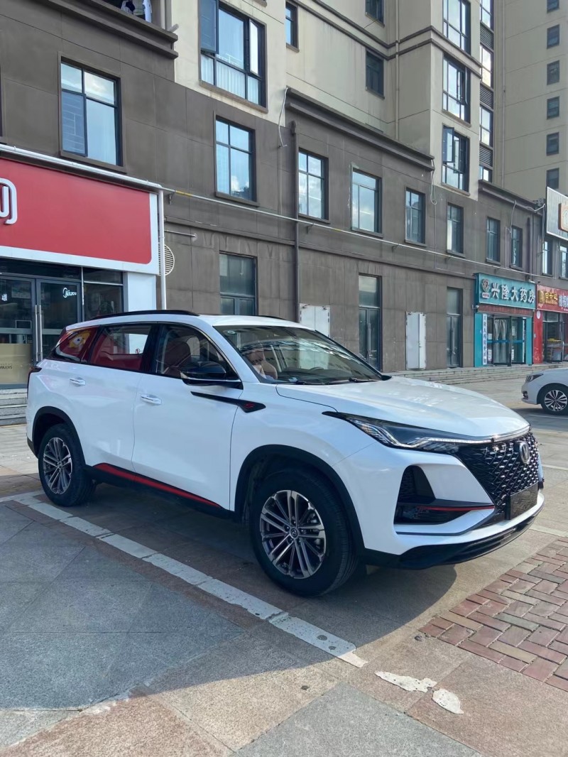 北京21年長安汽車CS752