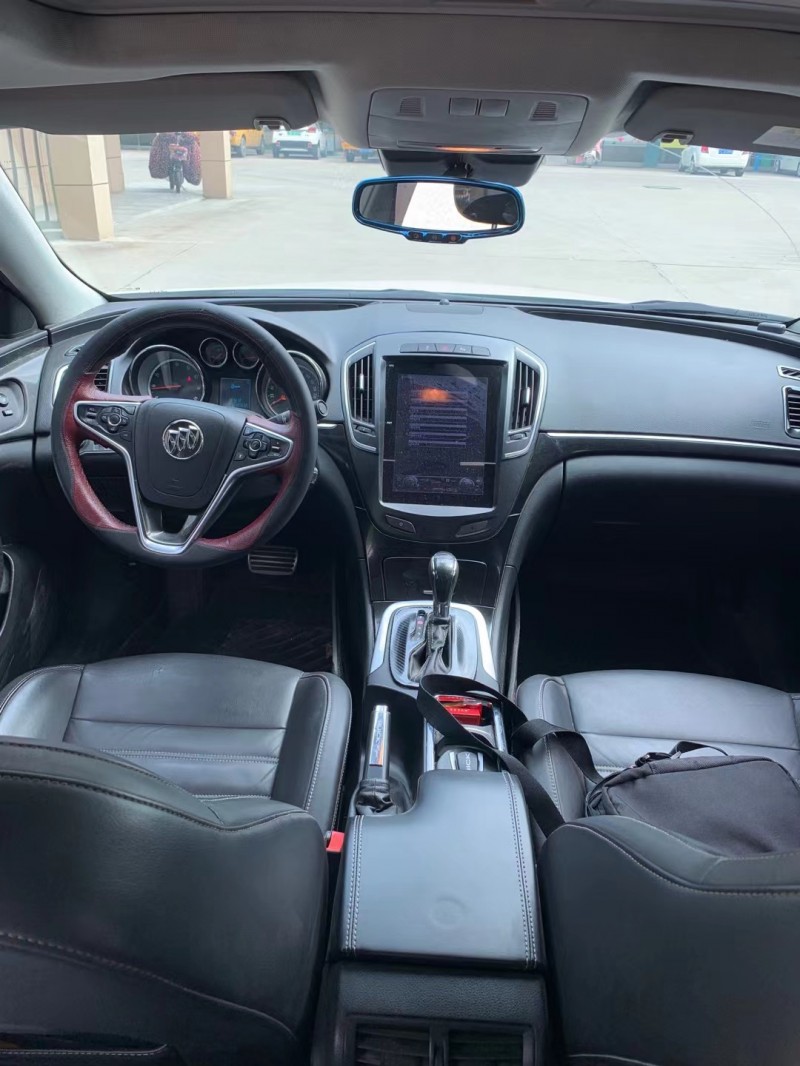 徐州14年别克君威9