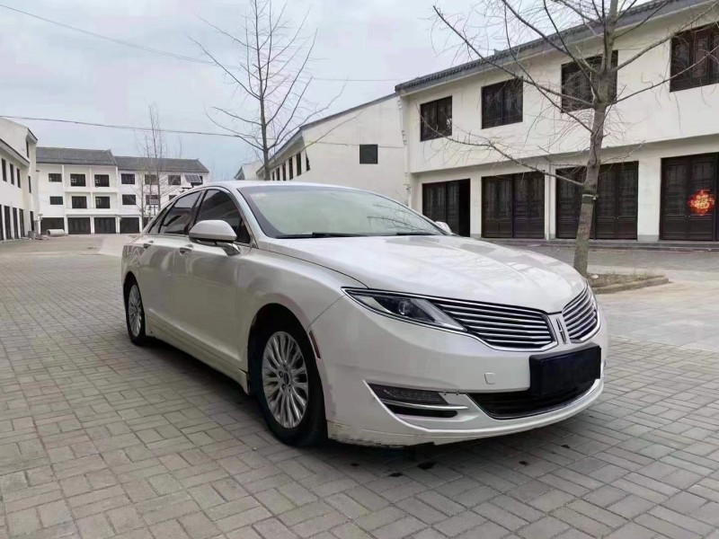 信陽15年林肯MKZ2