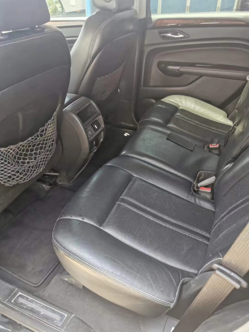 成都14年凯迪拉克SRX6