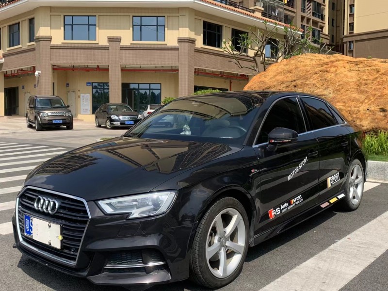 广州18年奥迪A33