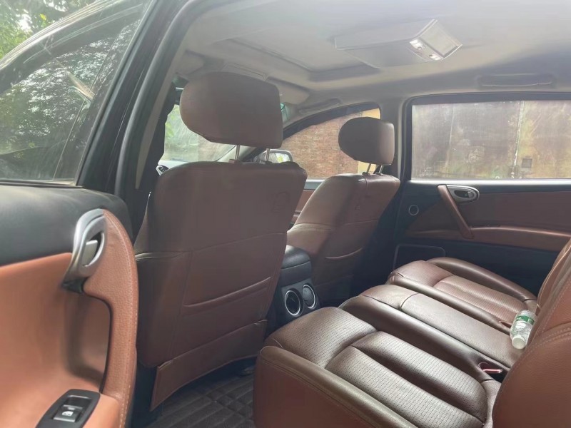 济宁14年纳智捷大7 SUV6