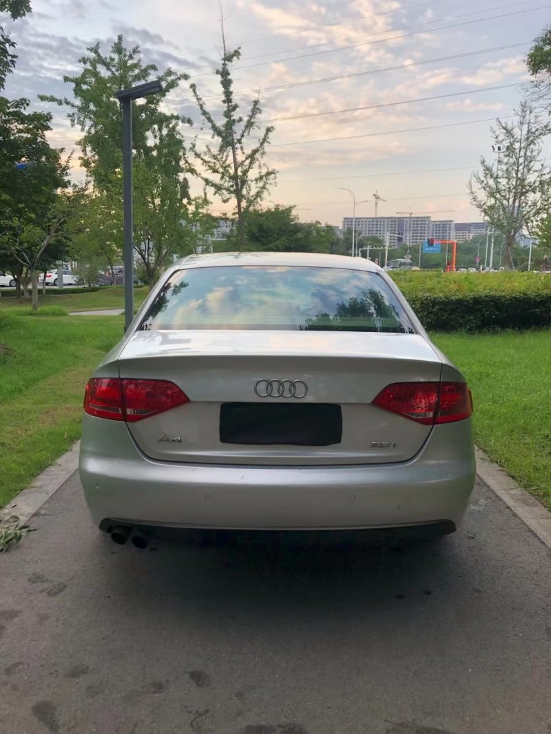 徐州09年奥迪A4L9