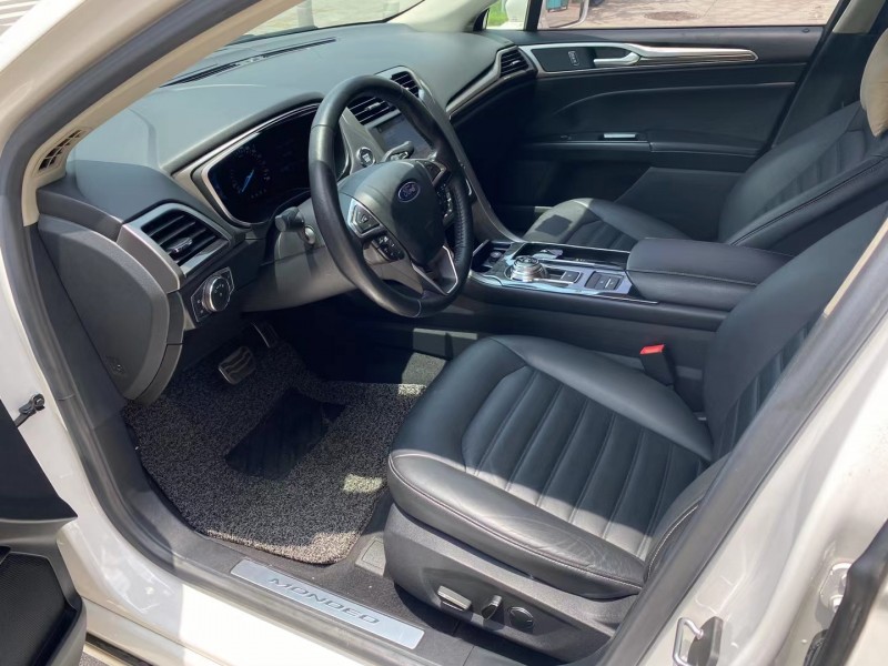 广州17年福特蒙迪欧5