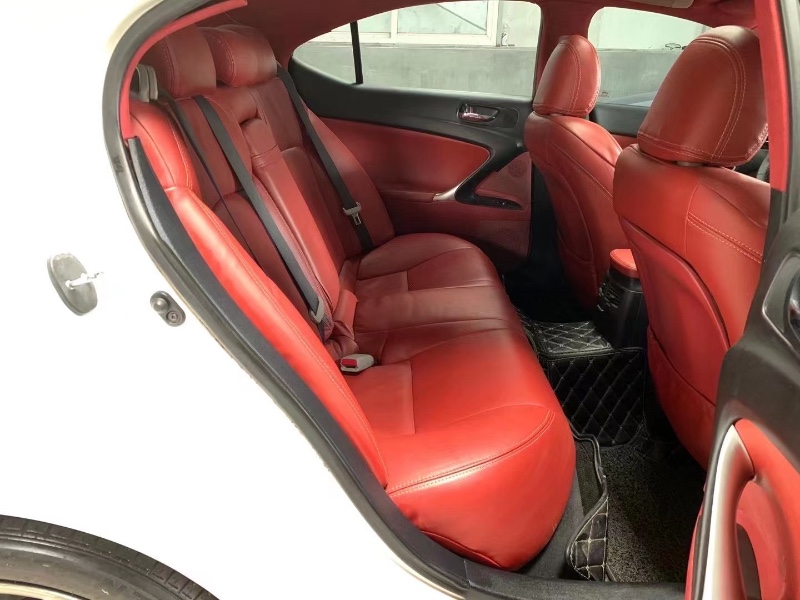 青岛08年雷克萨斯IS4