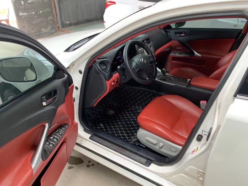 青岛08年雷克萨斯IS6