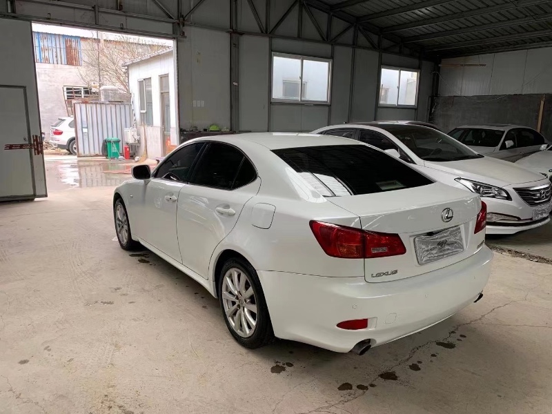 青岛08年雷克萨斯IS2