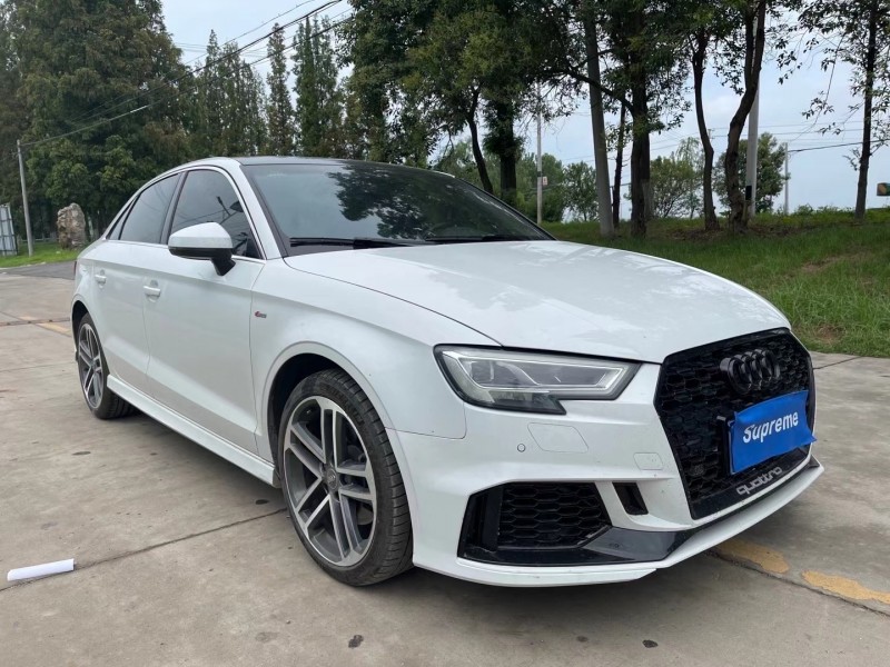 徐州17年奥迪A32