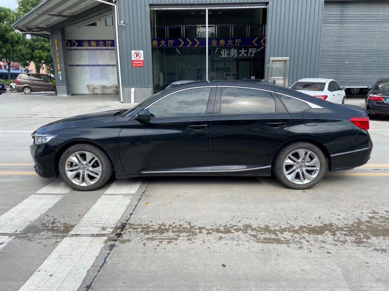 东莞19年本田雅阁2