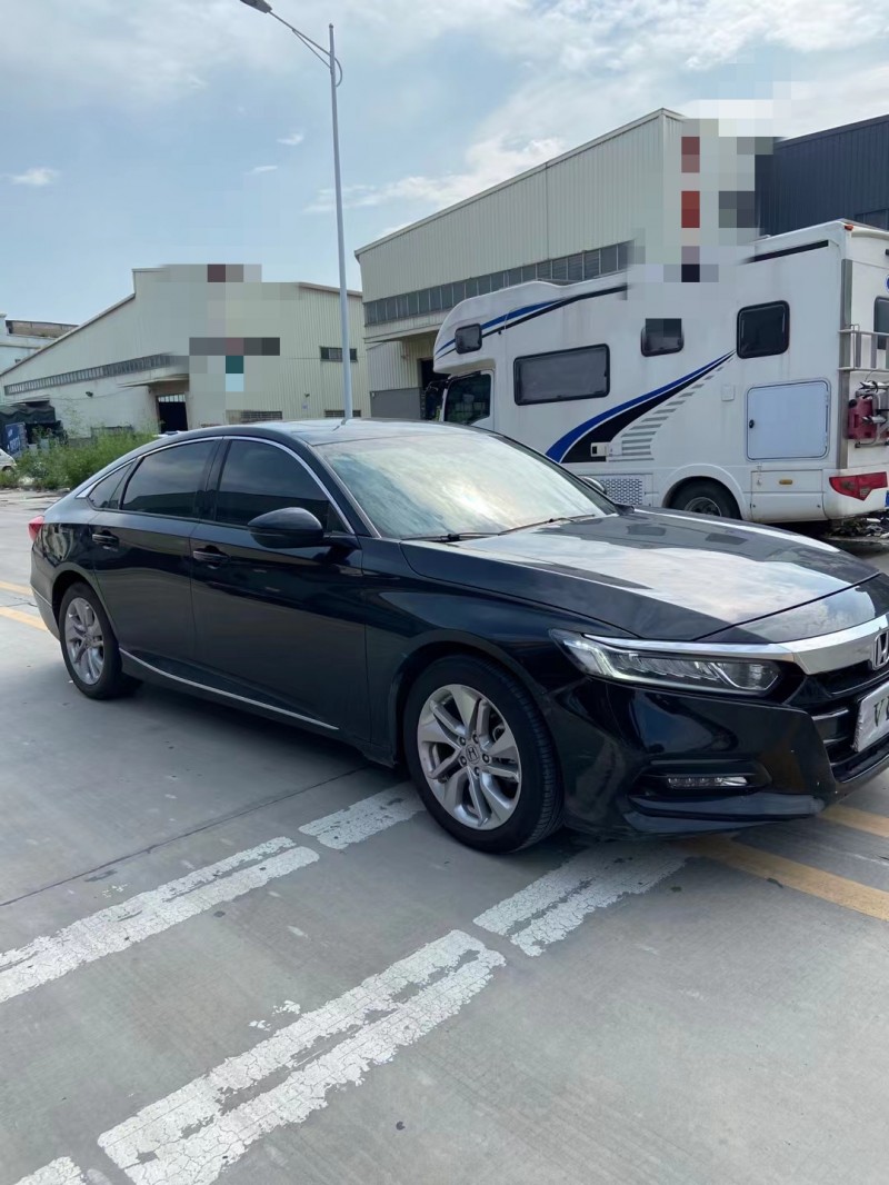 东莞19年本田雅阁4