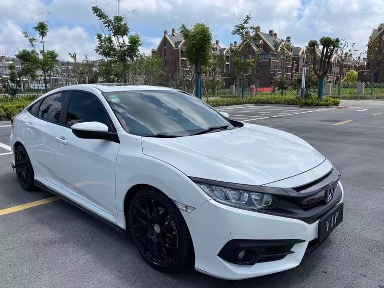 盐城16年本田思域2