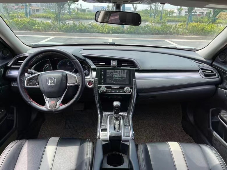 盐城16年本田思域8
