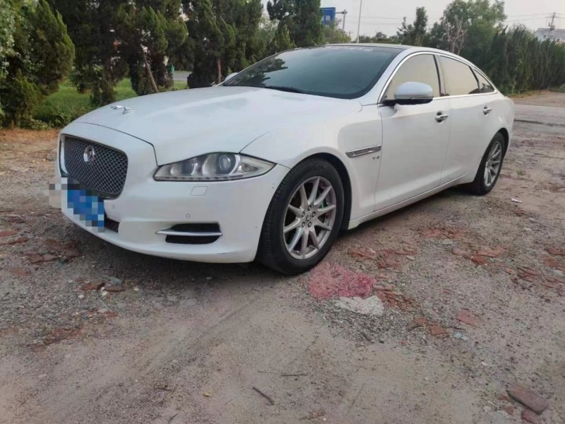 濟寧13年捷豹XJ2