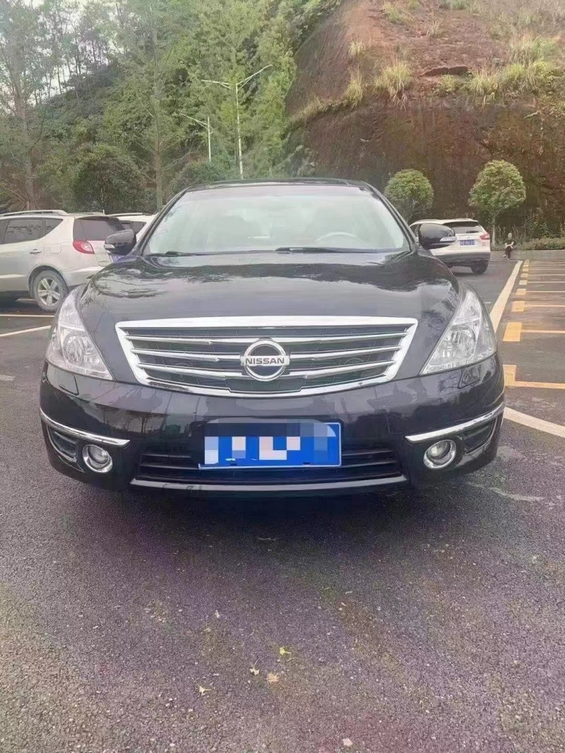 孝感12年日產天籟1