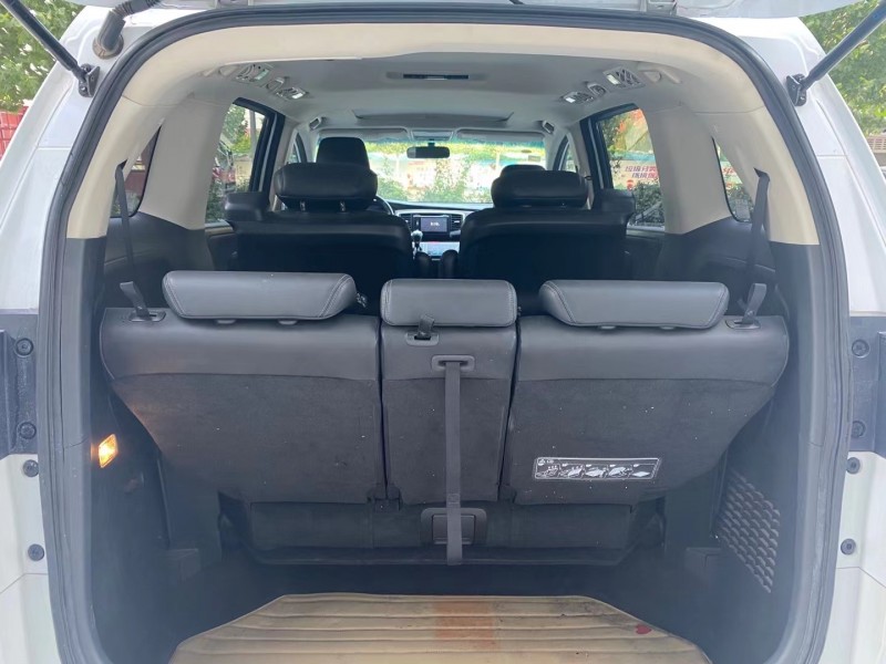 青岛17年本田奥德赛6