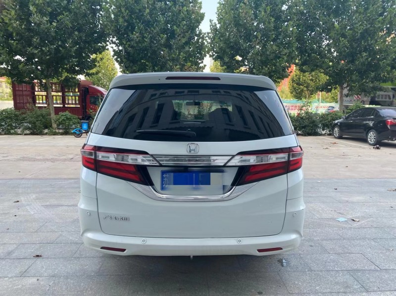 青岛17年本田奥德赛9
