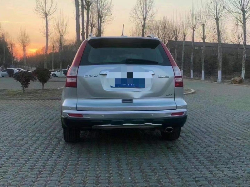 枣庄11年本田CR-V8