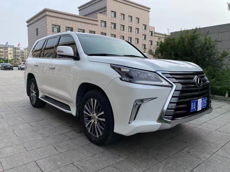 聊城16年雷克薩斯LX8