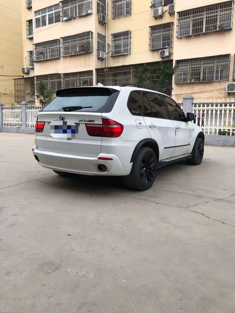 北京08年寶馬X57