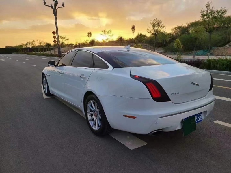 北京14年捷豹XJ8
