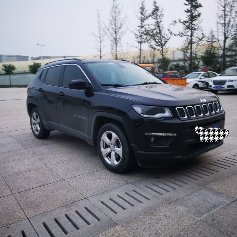 銅川17年Jeep指南者2