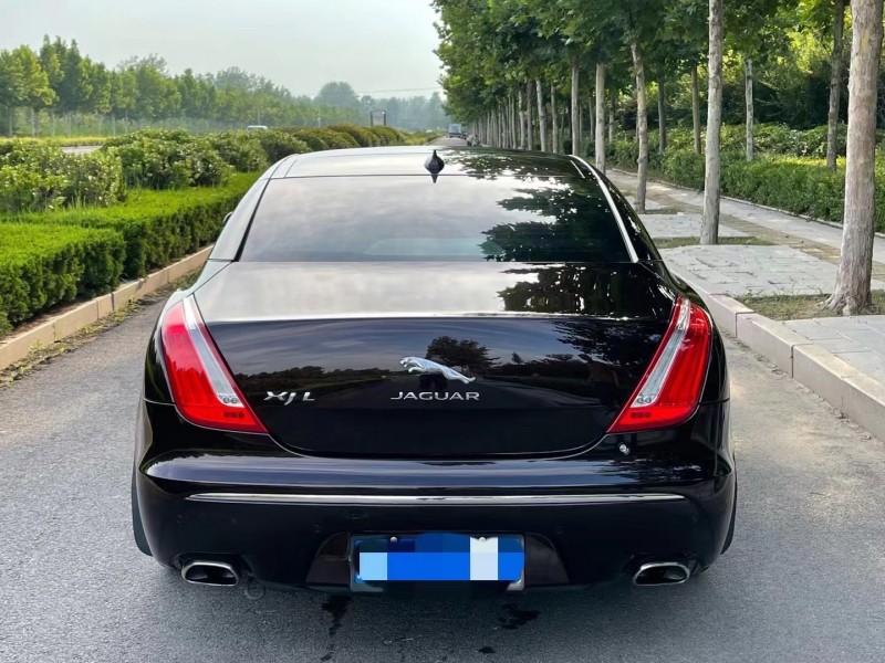 北京13年捷豹XJ8