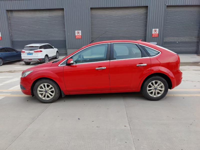 东莞14年福特福克斯7