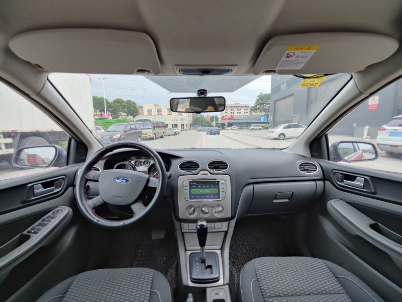 东莞14年福特福克斯9