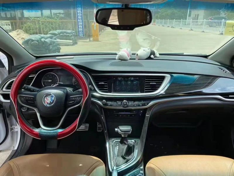 武汉19年别克英朗7