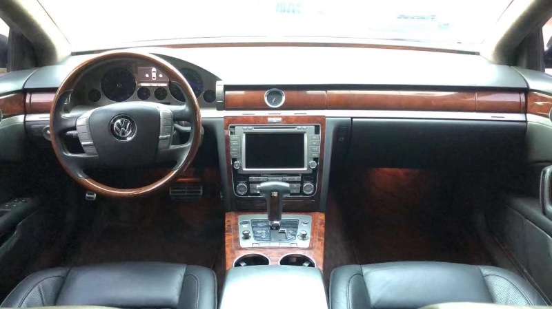 青岛11年大众辉腾2